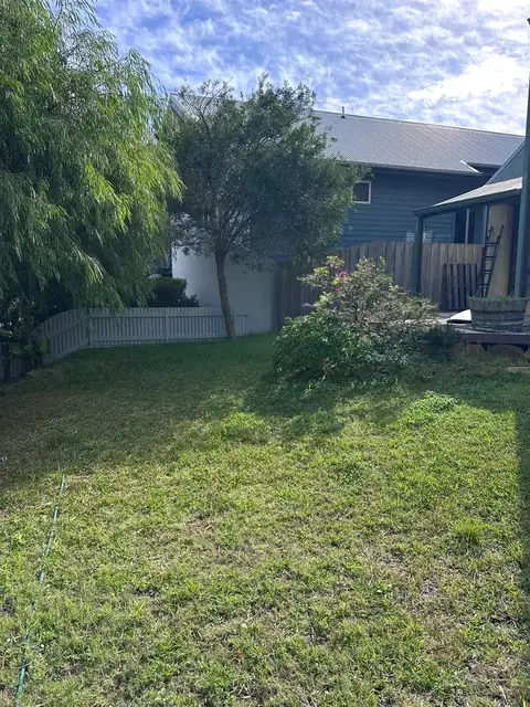 Back and side yard after a garden clean-up in Margaret River (2 of 7)