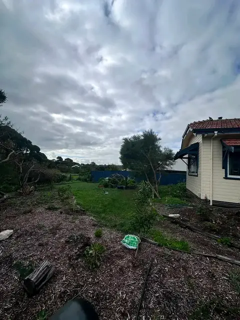 Mown lawns and tidy garden beds at a Margaret River town property (10 of 11)