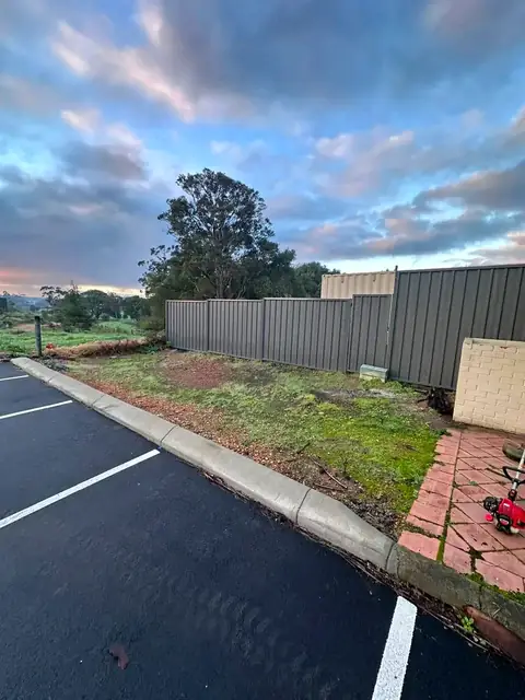 Crushed dust levelling and compacting in Margaret River (6 of 7)