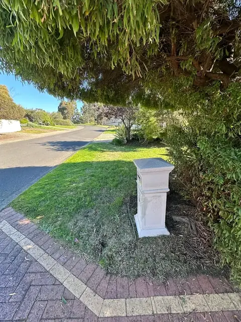 Freshly tidied front garden and lawn in Margaret River